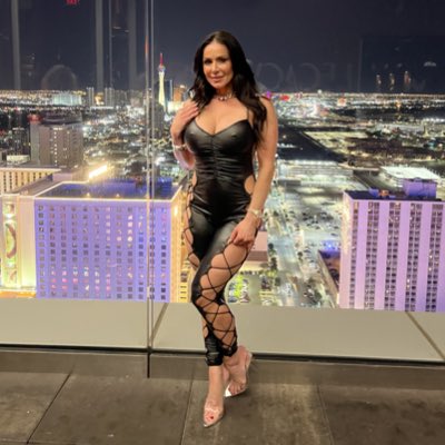 #NewProfilePic https://t.co/ODWhUXEq3o<a href="/tag/newprofilepic"class="tags">#NewProfilePic</a>