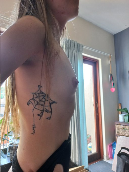 I want to make you smile, but most importantly I want to make you horny 😏 😈  #xhamstermodel  #boobs #PickupLines<a href="/tag/boobs"class="tags"><span>#boobs</span></a><a href="/tag/pickuplines"class="tags"><span>#pickuplines</span></a><a href="/tag/xhamstermodel"class="tags"><span>#xhamstermodel</span></a>