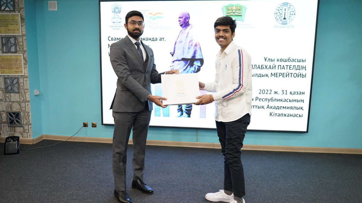 indembastana's tweet image. On 31 October, Embassy and @iccr_astana celebrated Unity Day at the National Academic Library   featuring a photographic exhibition on the life of Sardar Vallabhbhai Patel.   

#SardarVallabhbhaiPatel #NationalUnityDay2022