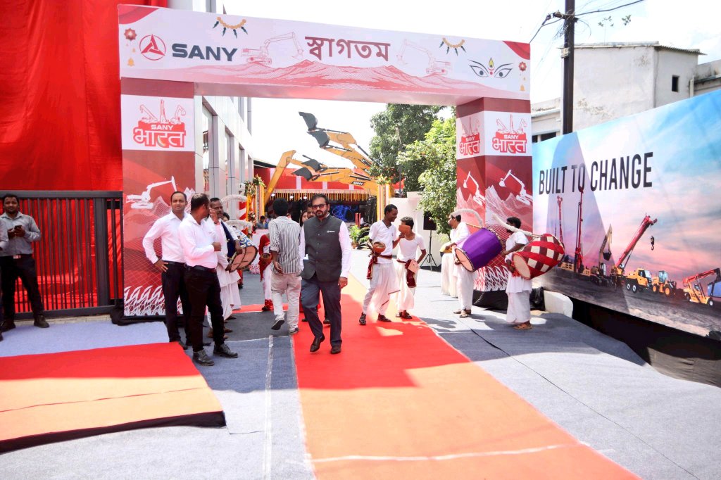 নক্ষত্র Nakshatra on Twitter "India's Leading Heavy Equipment & Construction Machinery