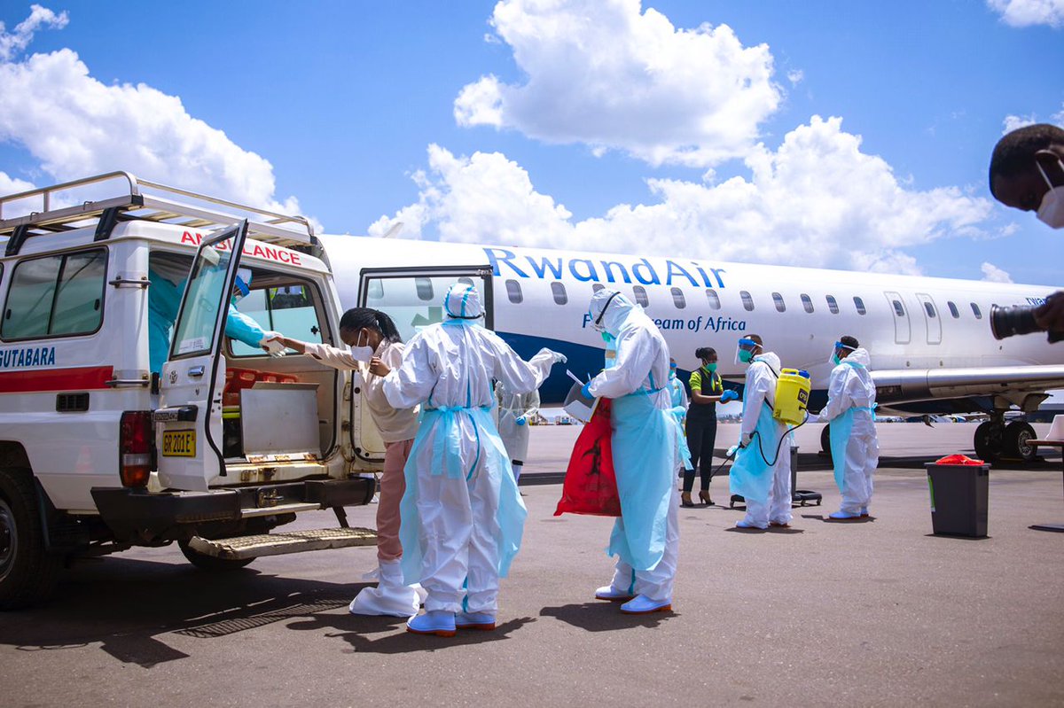 Ikibuga cy’Indege Mpuzamahanga cya Kigali cyiteguye gute guhangana na Ebola? #RBAAmakuru ➡️ bit.ly/3DuFZu5