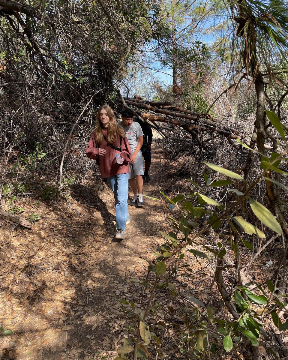 AMaddenGCC's tweet photo. Beautiful day for a hike led by our Tourism, Fitness and Recreation students! #auburnrecreationarea #stayfit #tourism #loveteachguide @gcc_charters #cte https://t.co/zQ578I5P0N