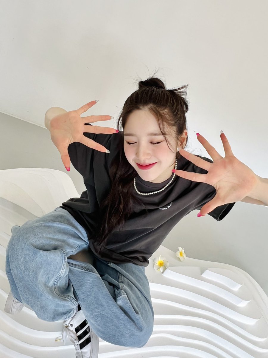 heejienz's tweet photo. Hello.. Krn aku merasa asing dgn tl ku, jdi heejin mutusin buat pembersihan. Untuk yg mau mutualan sm heejin bisa reply / rt. Kalau kalian dulu fams, coba reply ex chara + nick.
Heejin = Seoyeon/Ceysa part ofu (sqwibu, ofteyvat, seraphofowari)
Freepas : adudu, 3tul https://t.co/74VJbMY8r4