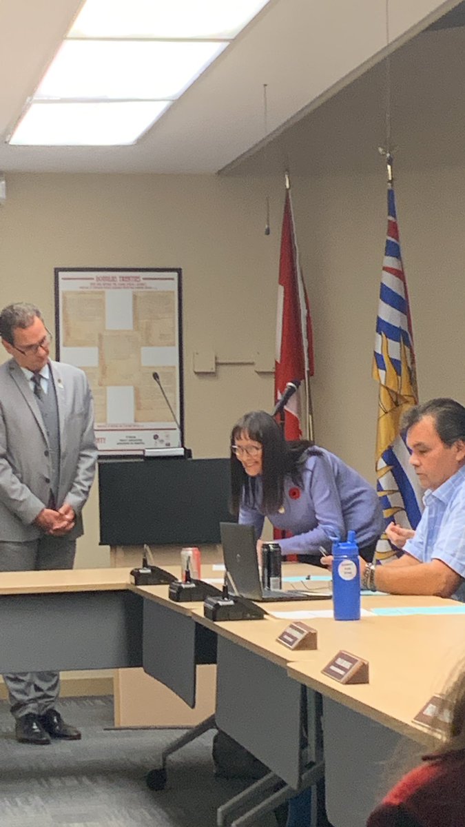 spiller_trudy's tweet photo. Meet your 2022 #SD62 #School #Trustees #BCSTA #BCSPSEA @SpeacD @sookekidsmatter Thank you to past Trustees @WendyHo63333384 #BobPhillips for attending our #inauguration @r_garrison #bced @Wishart_SD62 https://t.co/smeSNVIjdB