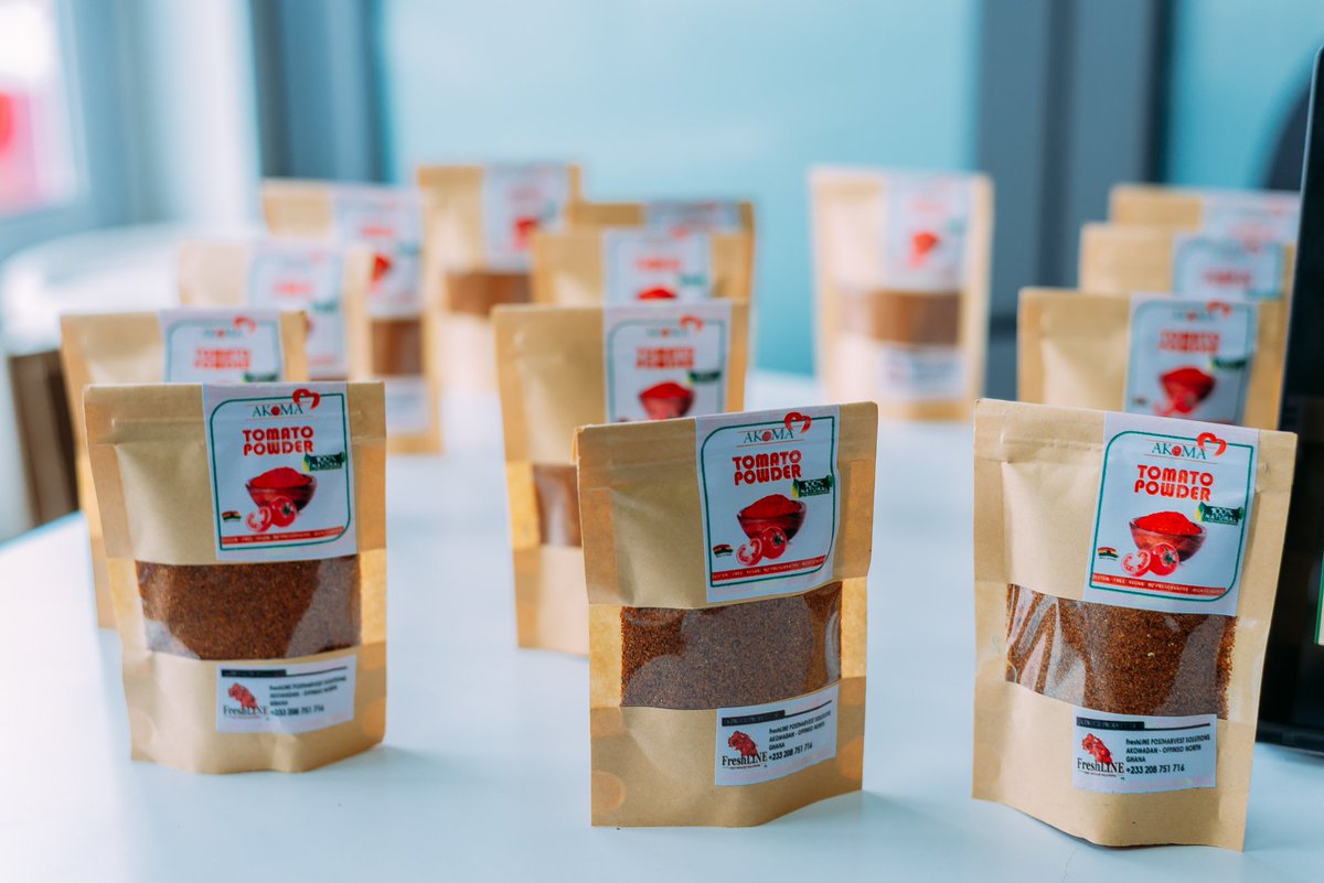 freshlinephsltd's tweet photo. The break in the supply chain impedes the access to market and consumer reach. Perishable food produce therefore suffer high post harvest losses because of this. with the Akoma Tomato Powder, FreshLine Post Harvest Solutions solves the problem for both farmers and consumers. https://t.co/dMdrmKjUly