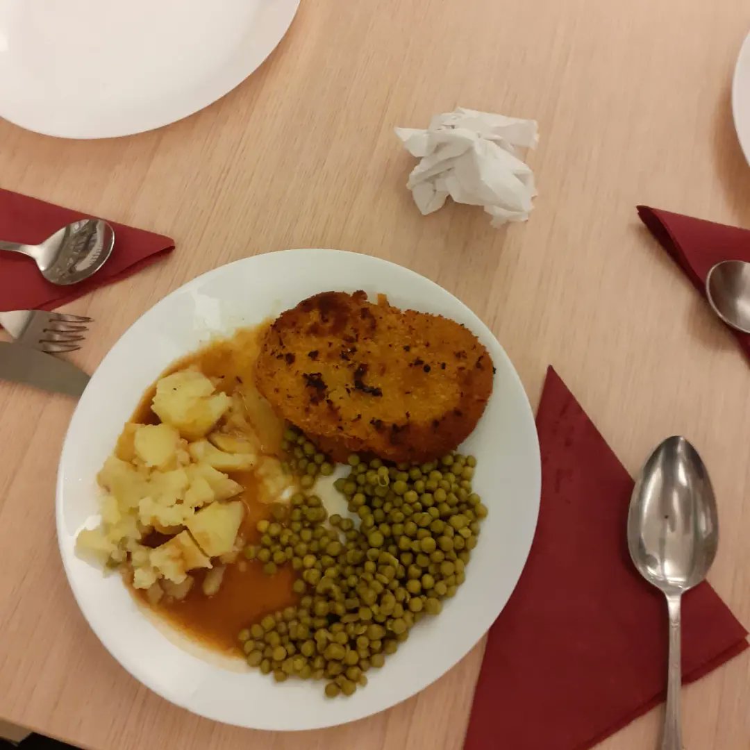 3437Robinfood's tweet photo. Geslaagde avond https://t.co/afOIpbeXXV https://t.co/OBVU5APSaS