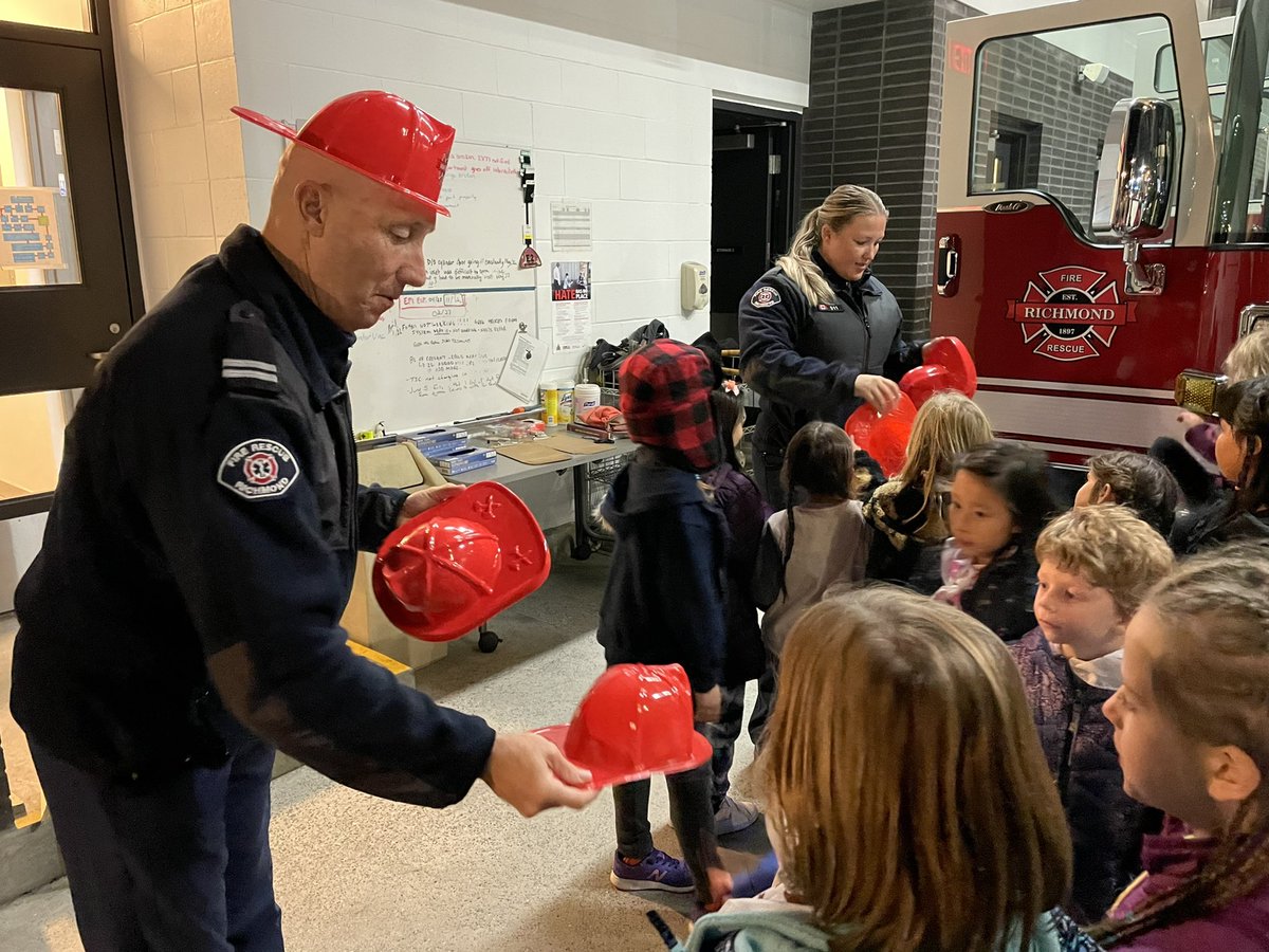 Sarah Beairsto (@sbeairsto) on Twitter photo Thanks @FireRichmond for touring the 16th Richmond Sparks/Brownies around the No.2 road firehall & answering an endless string of questions! While we sure learned a lot the consensus amongst the girls is that you are definitely lacking a fire dog! <a href="/BCGirlGuides/">BC Girl Guides</a> <a href="/girlguidesofcan/">Girl Guides of Canada</a> Thanks @FireRichmond for touring the 16th Richmond Sparks/Brownies around the No.2 road firehall & answering an endless string of questions! While we sure learned a lot the consensus amongst the girls is that you are definitely lacking a fire dog! <a href="/BCGirlGuides/">BC Girl Guides</a> <a href="/girlguidesofcan/">Girl Guides of Canada</a>