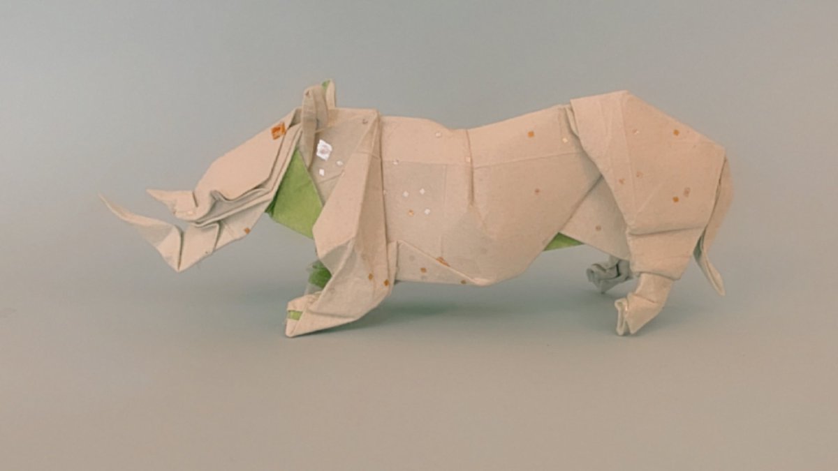 sumayaalanazy's tweet photo. Origami Rhinoceros 
Designed by satoshi Kamiya 
25cm x 25cm https://t.co/8pRnNVDhY8
