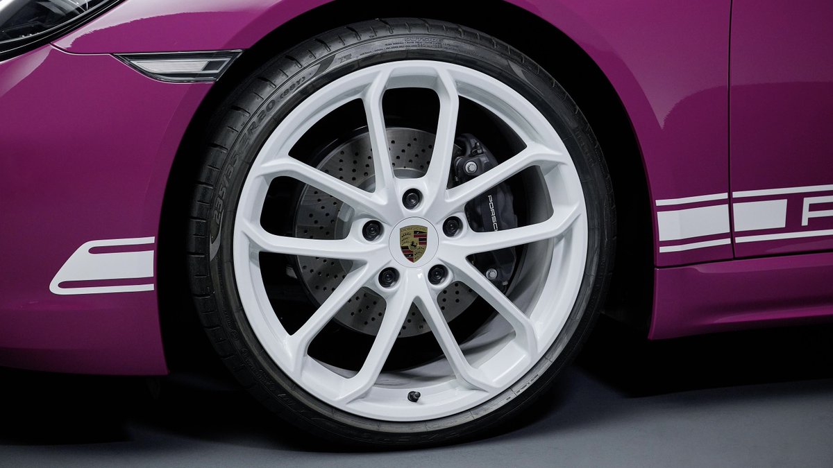 PorscheNewsroom's tweet photo. The #718StyleEdition is an exclusive variant for #Porsche customers who attach particular importance to striking design. More information: https://t.co/zlX498ZCGA https://t.co/lYS8wXi4bs