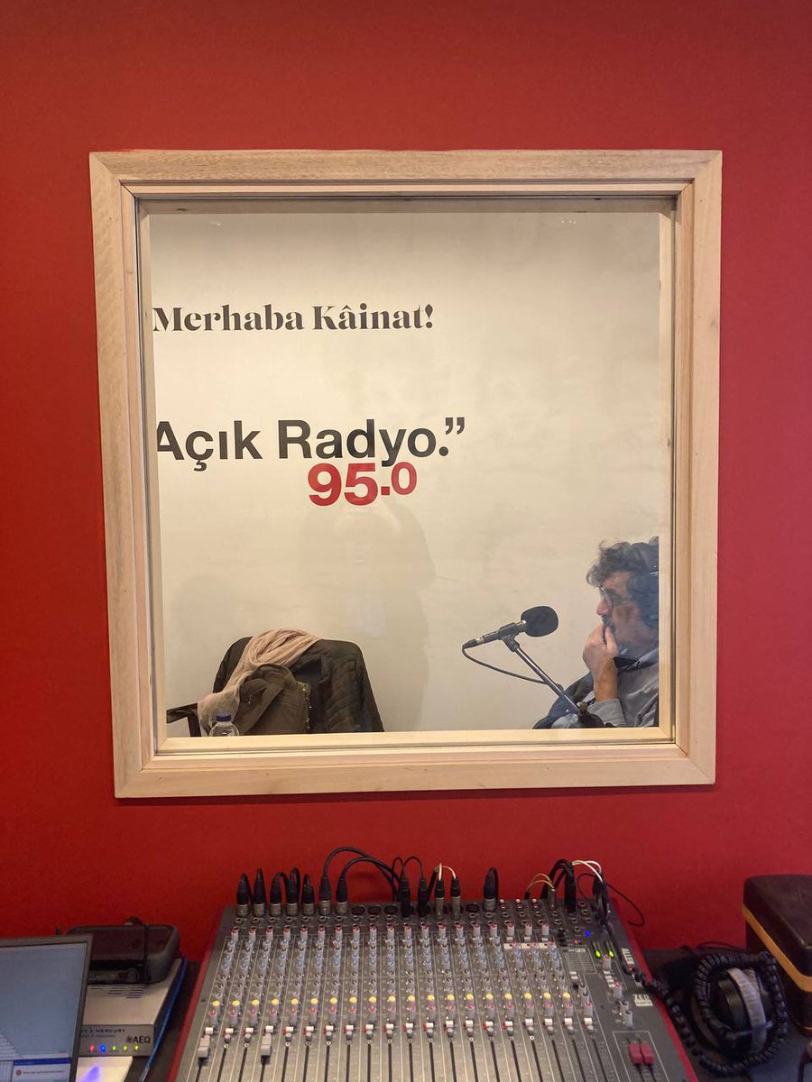 Apaçık Radyo tweet media