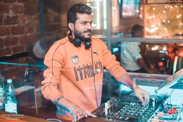 djdevildelhi's tweet photo. Sunday funday 🔥At Adda By Sticker
.
.
#with #djdevildelhi #internationalacclaimed #dj #djing #djlife #musiclife #internationaltour #europe #italy🇮🇹 #russia🇷🇺 #Bangladesh 🇧🇩#malaysia 🇲🇾 #dubai #uae🇦🇪 #chinabeijing🇨🇳 #thailand🇹🇭 #delhi #dj #musicproducer #PositiveVibes
#hardwork https://t.co/Evez2yzYhb