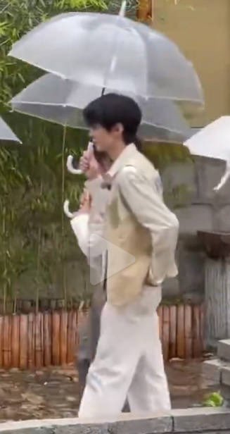 PHmooncakes's tweet photo. 📸 | Nagtabi na lol 🤣

#ShenYue #沈月 https://t.co/yGDBzNXGpP