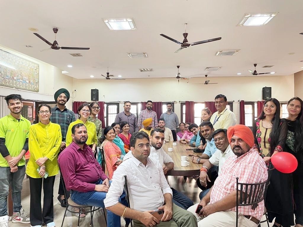 muhammad_shoket's tweet photo. Glimpses of Training for NSS Programme Officer at Rajiv Gandhi National Institute of Youth and Development Regional Centre Chandigarh
#NSD https://t.co/uli4jwisID