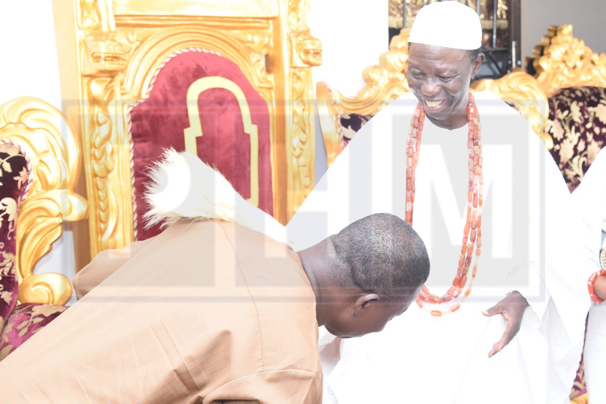 prophethezekiah's tweet photo. My Courtesy visit to HRM OBA JOSEPH OLUBIYI TORIOLA (AJIBISE OGO 1), THE OGUNSUA OF MODAKEKE. Long Live the King.
#prophethezekiah
#modakeke
#osunstate
#stayhappening
#PHMedia https://t.co/YYE1et4pbx