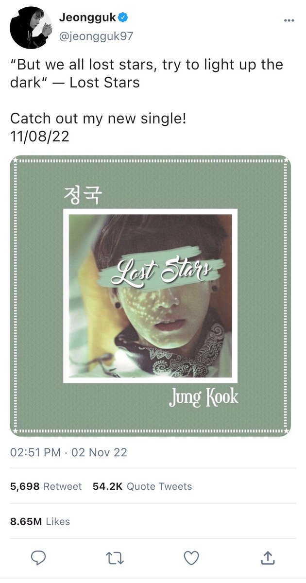 JEONK00K13's tweet photo. LOST STAR

    — a #jikook au where in after 3 years of being hiatus, Idol Jeòngguk finally dropped his new single and he even posted a picture of his boyfriend, Jímin who became his “lost star”. https://t.co/pnPaeCJc53
