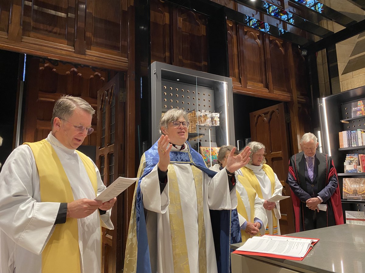 StPaulsCathMelb's tweet photo. On Sunday we celebrated the completion of our new Cathedral Shop & Visitors Centre. π
We give thanks for all who made this project possible, particularly for the generous bequest from former verger Gordon Crow.
The shop is now open 7-days a week ποΈ
#Melbournetodo https://t.co/RDEZsfUzwS