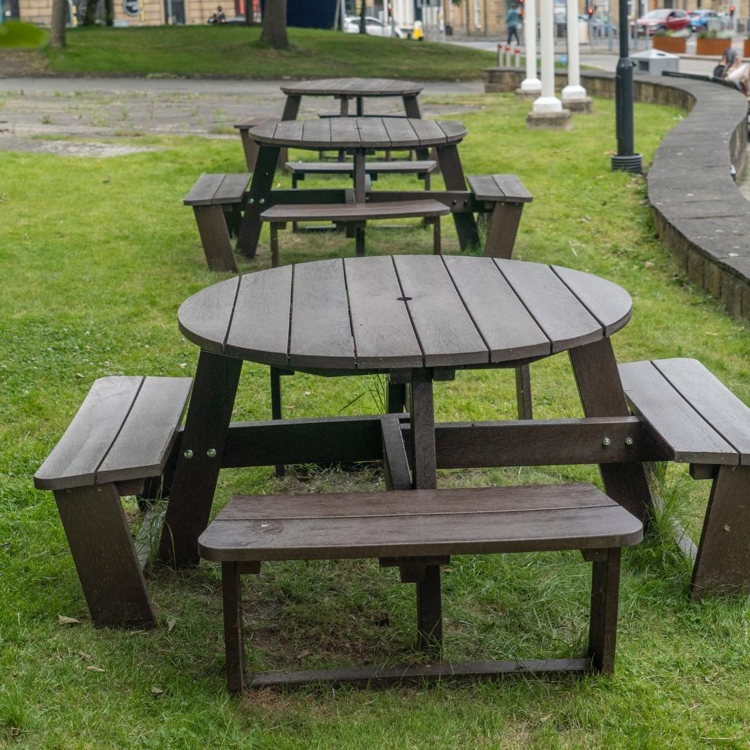 Looking for a bundle of outdoor furniture for a hospitality venue, sports club or campground? It's not too late to take advantage of our unbeatable 5 for 4 offer.
britishrecycled.co.uk/picnictables
01422 419 555
