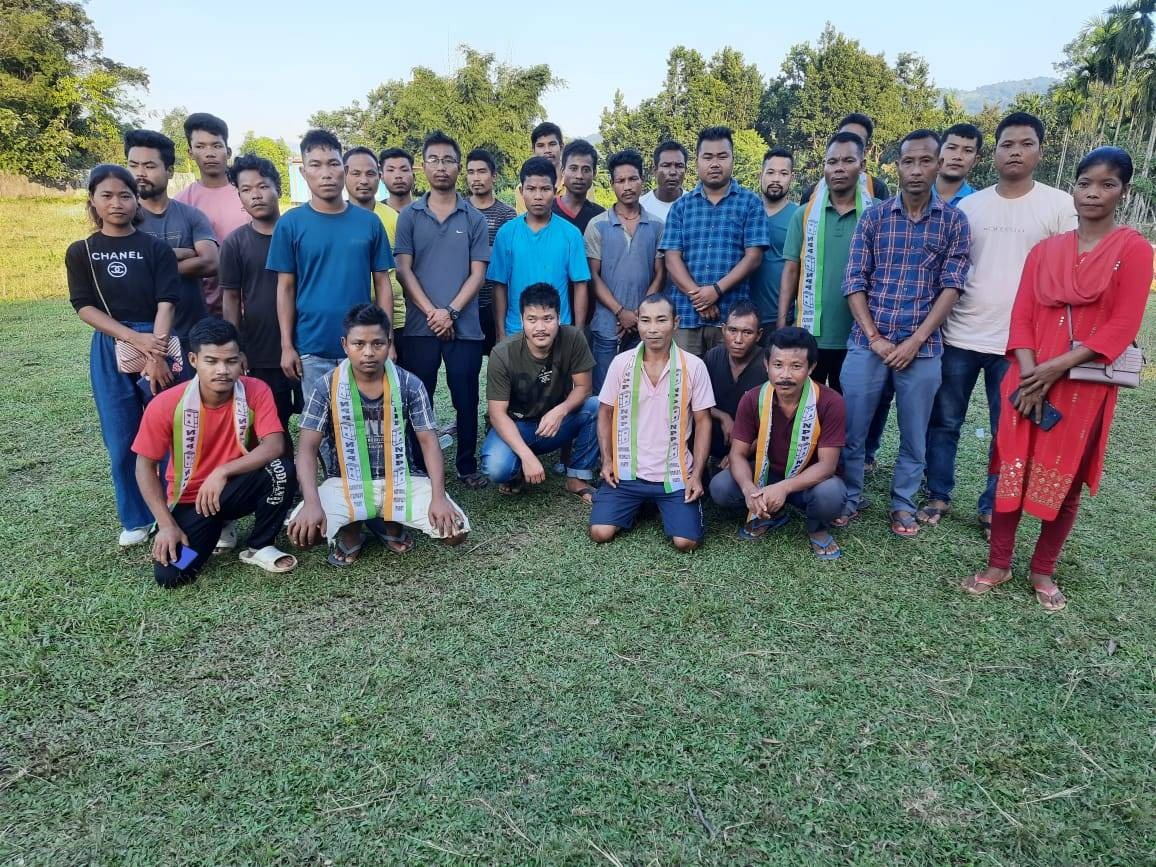 nppmeghalaya's tweet photo. A meeting by NPYF Raksamgre Block at Salbari and Bollonggitok in the presence of NPYF Block President Mr. Paul A Sangma and Secretary of NPYF Block Committee Mr. Kreningbirth B Marak.
#NPP #npyf #meeting https://t.co/utvkJPIjaf