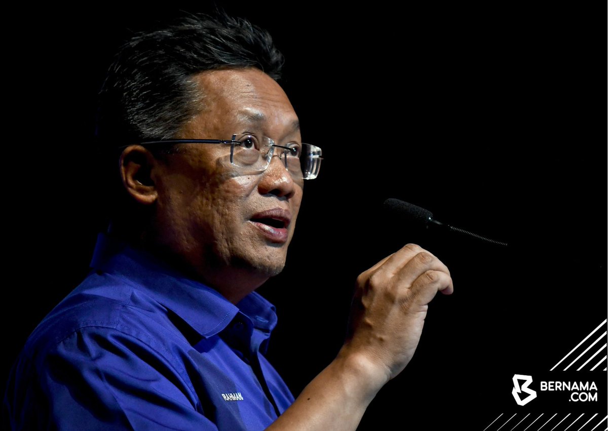 Ahli Majlis Tertinggi UMNO Abdul Rahman Dahlan bertanding di kerusi Parlimen Kota Belud - Bung Moktar

#PRU15
#PRU15BERNAMA
#MalaysiaMemilih
#AndaPenentu