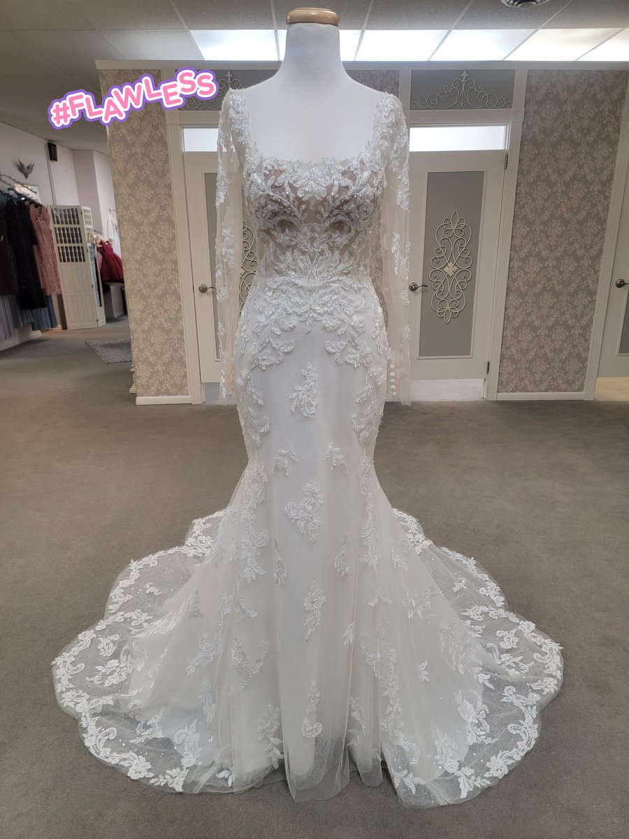 BridesShoppe's tweet photo. Long sleeves and a shape to die for! You know you'd look flawless in this wedding dress! https://t.co/S8YKKGg43g
