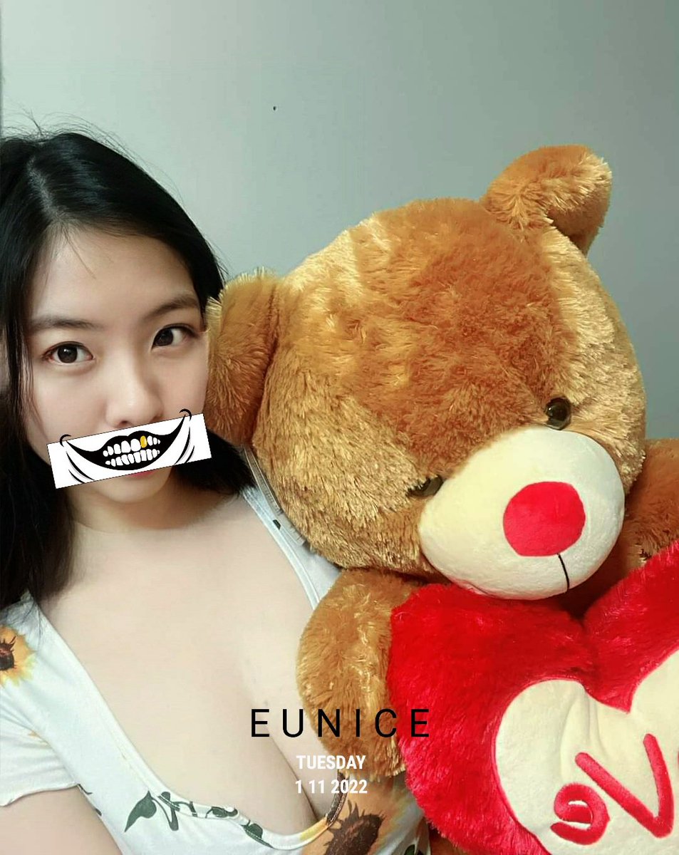 EuniceTanHT's tweet photo. Welcome November, Please be Good to me.

#November1st 
#AlwaysSexy
#SweetHome https://t.co/800ITtXz5H