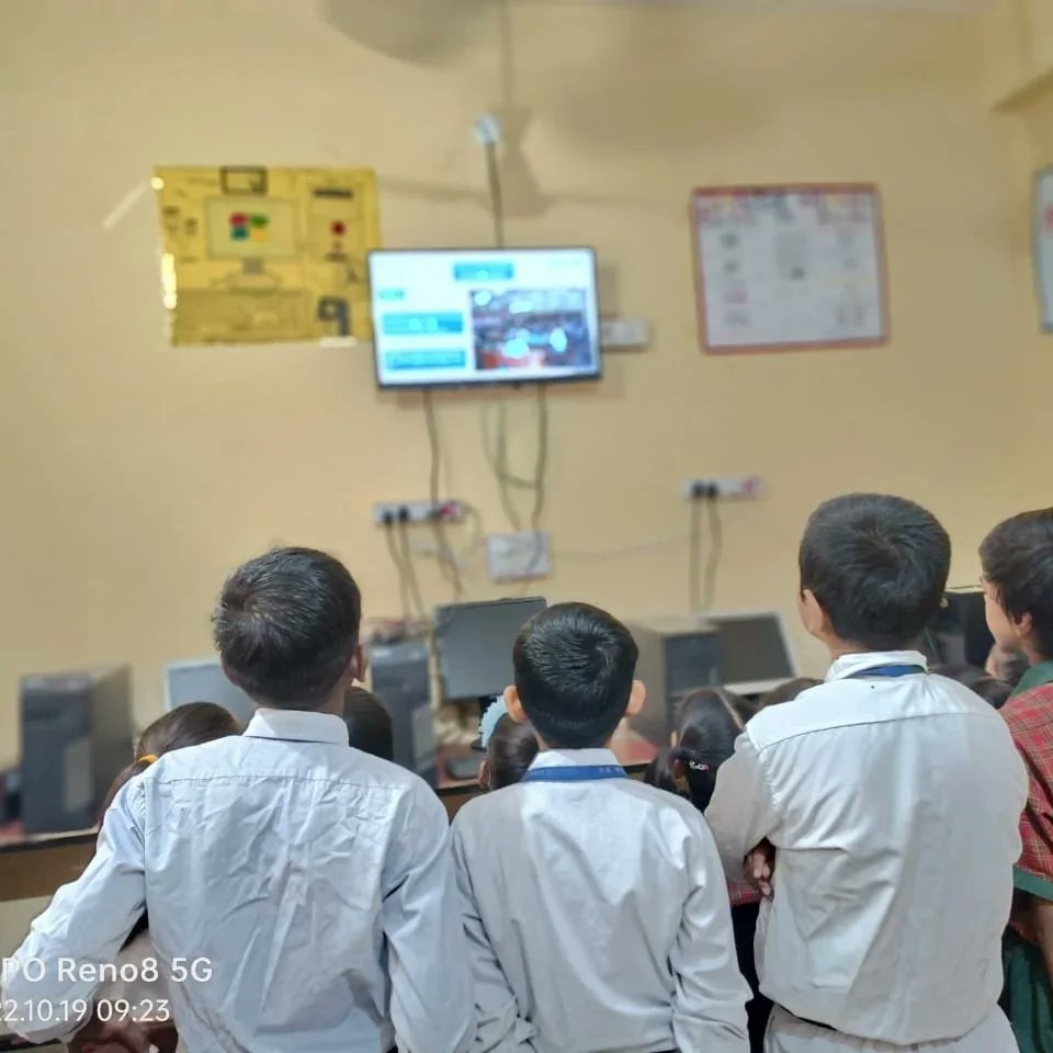 ComputerShiksh1's tweet photo. पेंट को इस्तेमाल करने के लिए वीडियो भी आपके स्कूल को मिलेंगे।
स्कूल का विवरण: नाम, पता, पिनकोड, संपर्क नाम, व्हाट्सएप नंबर
संपर्क करें 7303138840 व्हाट्सएप करें।
ईमेल आईडी है Magicboxhelp@computershiksha.org
#Underprivilege #Children #socialsector #digitalskills #Future https://t.co/YklDT9sEjJ