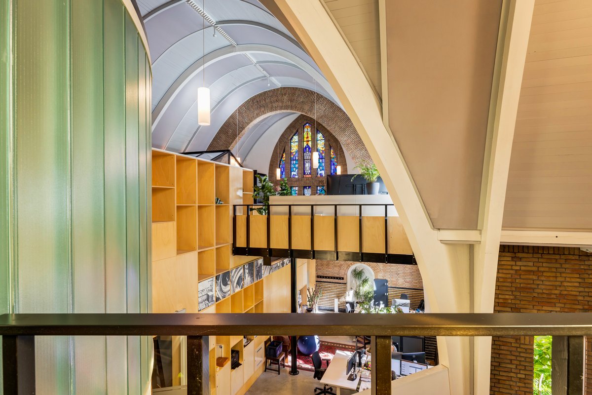 Vandaag zetten we samen met Urban Matter en Kastanje Vastgoedbeheer een nieuw initiatief in de wereld: kerkherbestemmen.nl. De oplossing om de grote hoeveelheid kerken die de komende jaren leeg komt te staan een nieuwe maatschappelijke functie te geven!