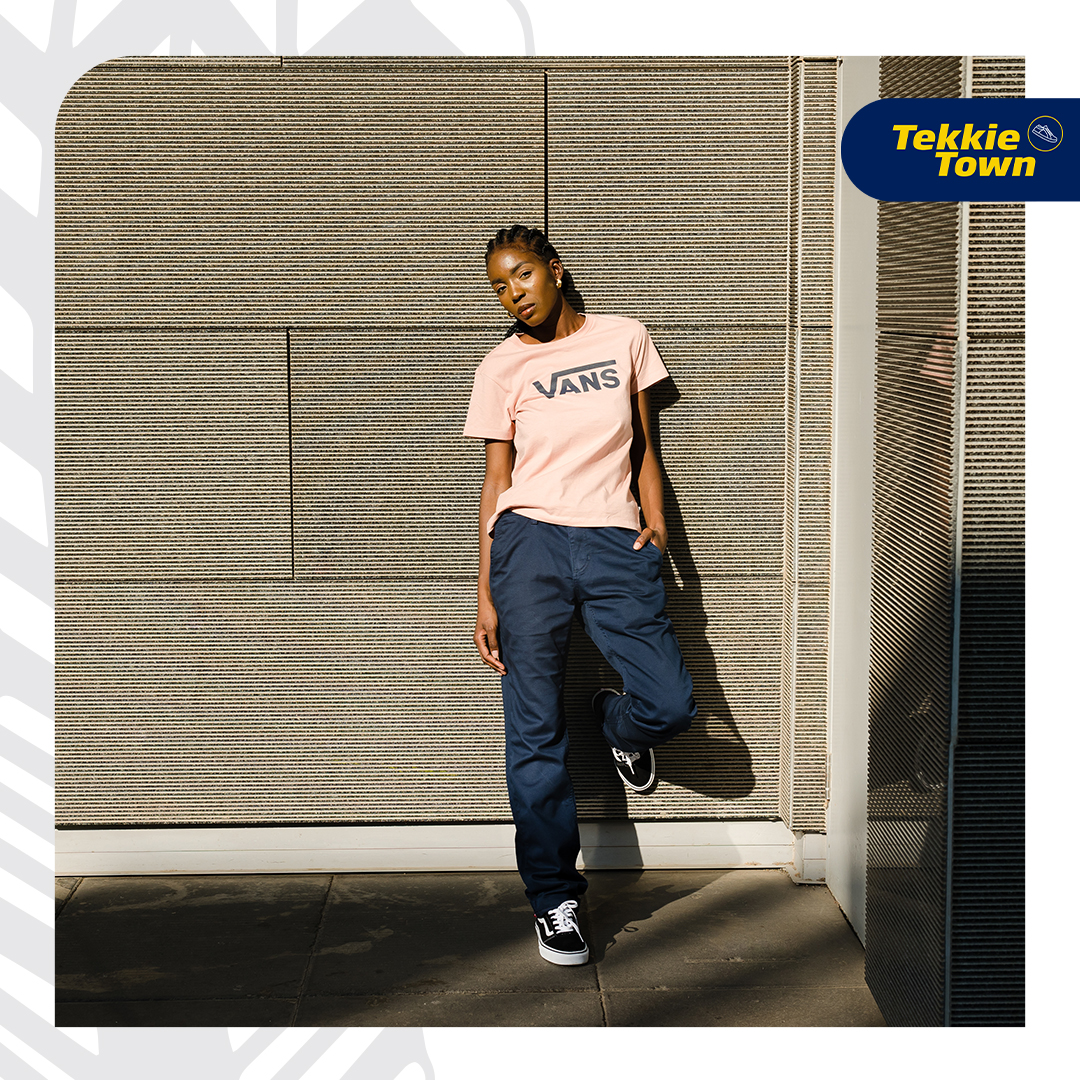 TekkieTown (@tekkietown) on Twitter photo Inspired by the Vans Classic Old Skool, the Ward is a low-top, vulcanized lace-up style with Vans signature side stripe, a round toe, a padded collar for extra comfort.
Get the #Vans Ward for R799.95, now at selected #TekkieTown, OR online here: bit.ly/3Pi9l3R Inspired by the Vans Classic Old Skool, the Ward is a low-top, vulcanized lace-up style with Vans signature side stripe, a round toe, a padded collar for extra comfort.
Get the #Vans Ward for R799.95, now at selected #TekkieTown, OR online here: bit.ly/3Pi9l3R