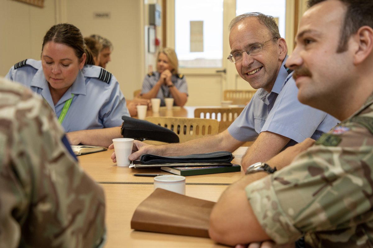 RAFMiddleEast's tweet photo. This week the Chief of Staff Personnel and Air Secretary, Air Vice-Marshal @mariabyford, visited deployed personnel at 903 Expeditionary Air Wing. She met with CO #903EAW and held a town hall event hearing about the lived experiences of those on Op SHADER. @RoyalAirForce https://t.co/NwjLq6tqdF