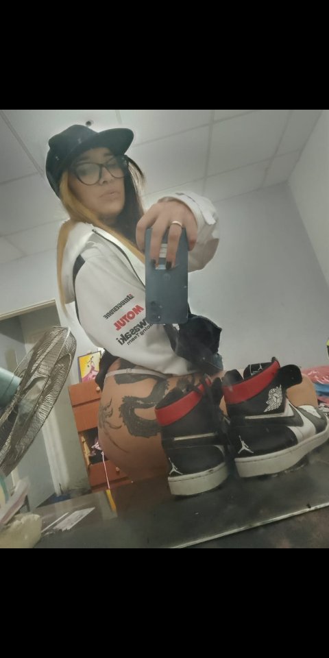 DaaiC95's tweet photo. https://t.co/BR9jb0eBdP 🔥🔥🔥

Morocha argentina cachonda 😈👑 https://t.co/3LBxrwkE2l