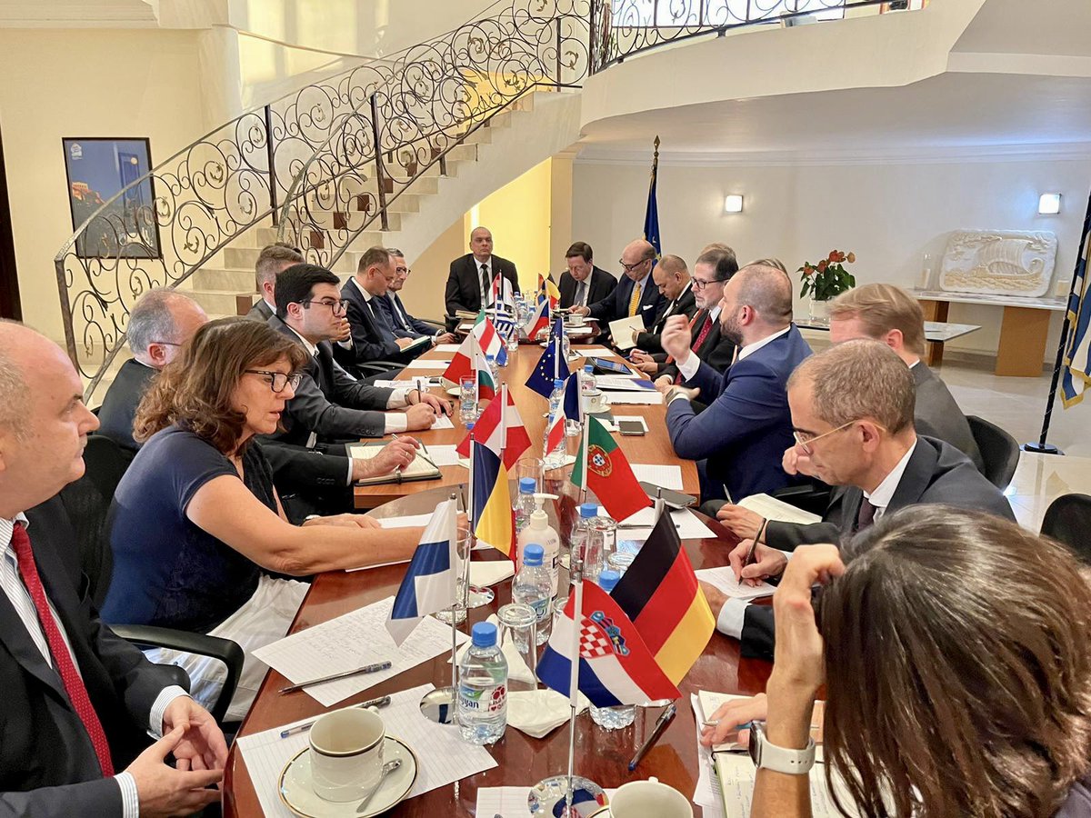 Cristian Tudor tweet media