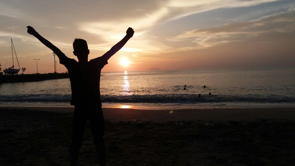 omenteaz's tweet photo. @tanyakanrl https://t.co/Aei8d3WwKE