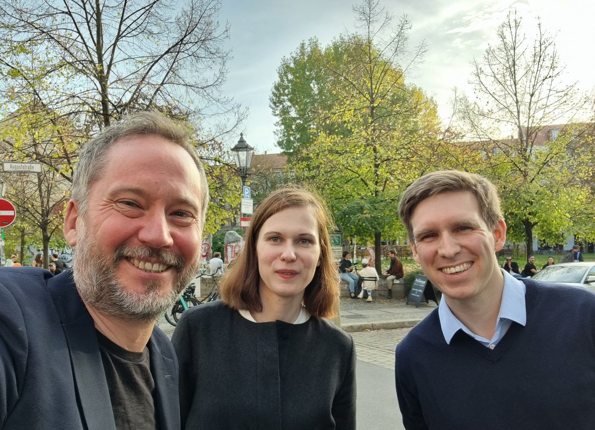 huettemann's tweet photo. 💪Our professional team @netzwerkEBD is growing by experience!
Willkommen @PhilippLorse (Policy Advisor #EBDGenSek 11/22) & @AgitaDuwe (Head of Communications 12/22)
#europeanmind|s lately trained by associative democracy / 🇱🇻 🇪🇺 diplomacy https://t.co/62d02SMokS