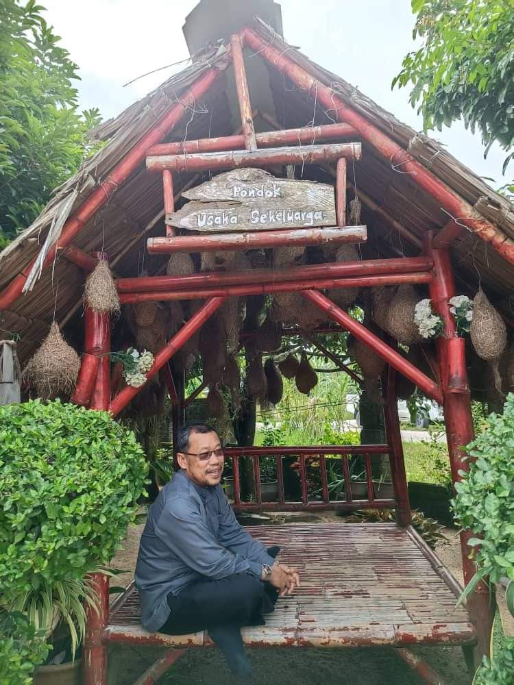 Cantik dan Kreatif pondok usaha sekeluarga ini. 👍

#lebarkankasihtautkansayang #tumpatsejahtera