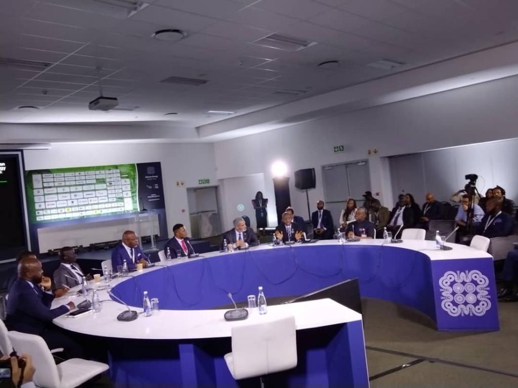 puot_kang's tweet photo. I participated in an OPEC - Africa roundtable Dialogue discussion with Other African ministers &amp; head of the delegation. Moderated by Eleni Glohos - CNN Anchor &amp; Correspondent alongside NJ Ayuk, Chairman of the African Energy Chamber. 
#AEW22
#COP27 #SouthSudan #SSOT https://t.co/DbnAsCZSda