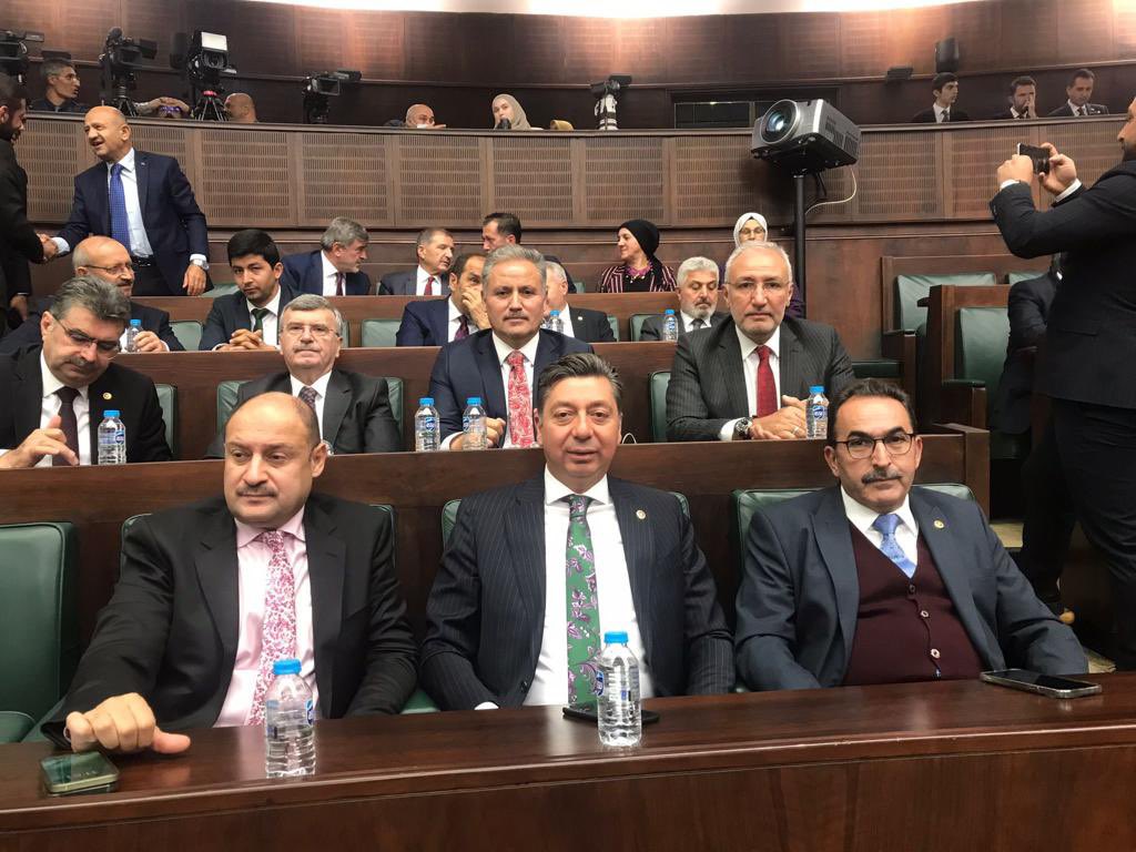 karacaberat63's tweet photo. Akparti MKYK üyesi Milletvekilimiz Mehmet Kasım Gülpınar Genel Başkanımız ve Cumhurbaşkanımız Recep Tayyip Erdoğan'ın başkanlığında Grup Toplantısına katılım sağladı..

@RTErdogan @Akparti #Hedef2023 https://t.co/AuvMy02T79