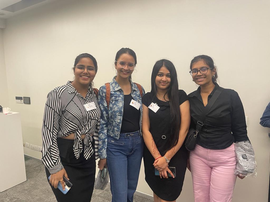 nush_Aggarwal's tweet photo. I would like to Thank @mrsarthak001 @chhaviGG @nitropumaa and @roopal_mittal21 for a smooth flowing, energetic, informative and fun event.
It was a pleasure to be a part of the event.
#AzureCloudDay #azuredevelopercommunity #SheBuildsOnAzure https://t.co/4dnF0nqh4m