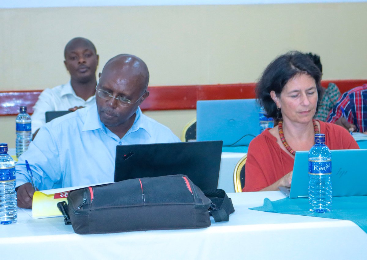 As a core indicator 🔎for the SDGs, the interregional advisor at <a href="/UNStats/">UNStats</a> emphasized on how to maintain confidence in official #statistics 📊, by deciding and acting in a professional, objective and impartial way.