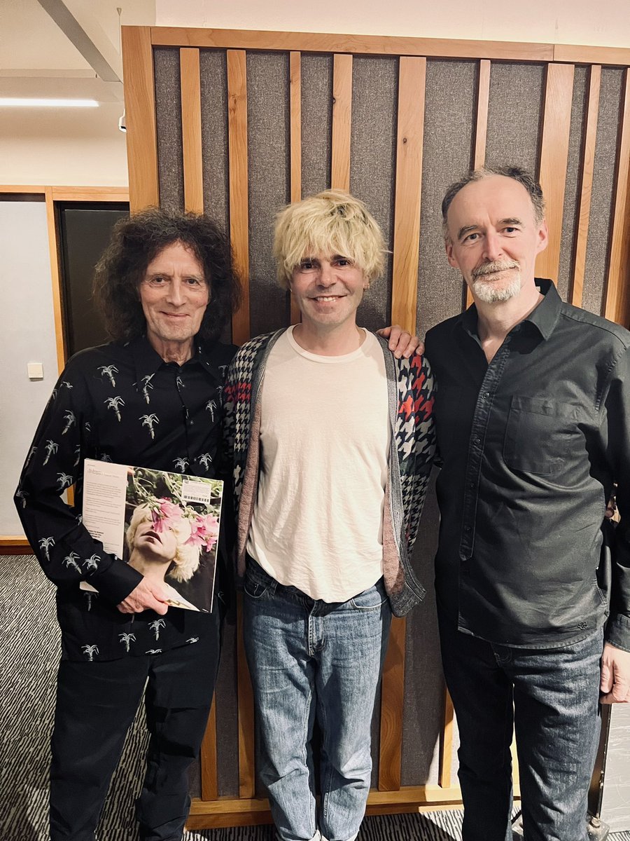 Gilbert O'Sullivan (@gilbertosull_) on Twitter photo A very special evening at <a href="/BarbicanCentre/">Barbican Centre</a> last night in london. Thank-you to everyone who came to the concert, and a big thank-you to <a href="/Tim_Burgess/">Tim Burgess</a> for joining me on stage. It was a real honor to duet on ‘Nothing Rhymed’🎵❤️ <a href="/BShanleyGuitar/">Bill Shanley</a> A very special evening at <a href="/BarbicanCentre/">Barbican Centre</a> last night in london. Thank-you to everyone who came to the concert, and a big thank-you to <a href="/Tim_Burgess/">Tim Burgess</a> for joining me on stage. It was a real honor to duet on ‘Nothing Rhymed’🎵❤️ <a href="/BShanleyGuitar/">Bill Shanley</a>