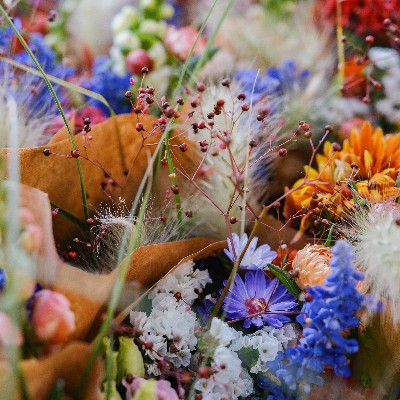 Who else already misses getting these gorgeous flowers on Wednesdays?!?

Reminder that we still have three Saturday November markets left in Lincoln Park and the West Loop and we can guarantee you'll be able to find some fall specialties! 

See you on Saturday!