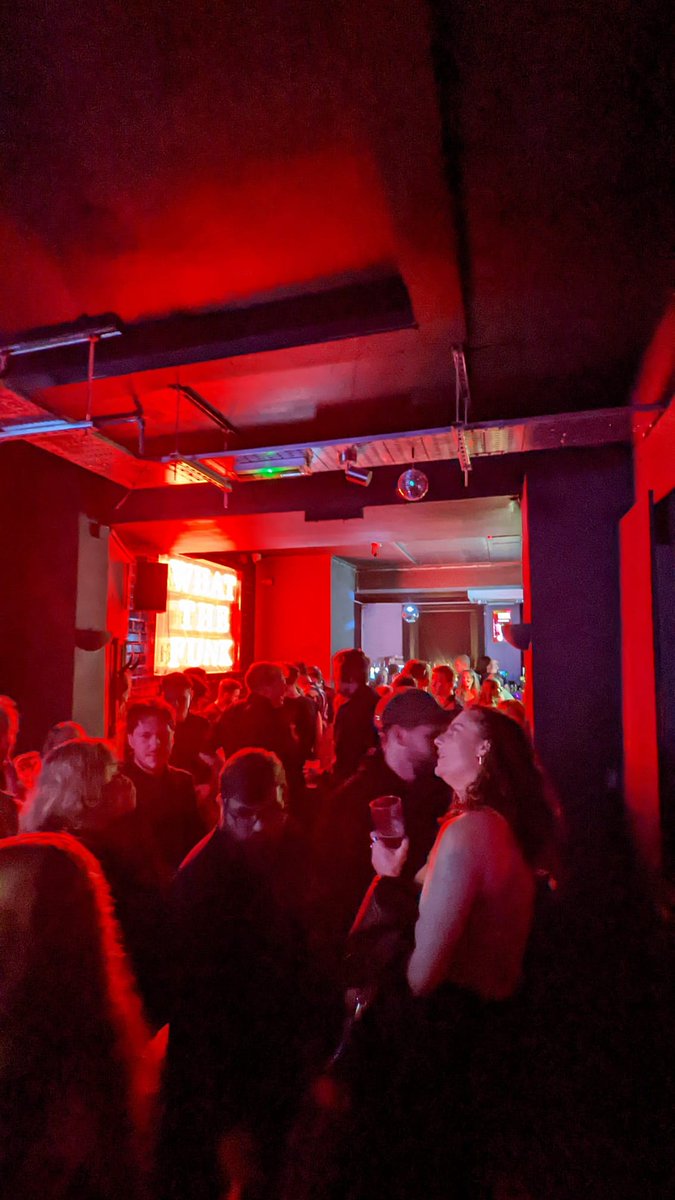 Buffalo Cardiff tweet media