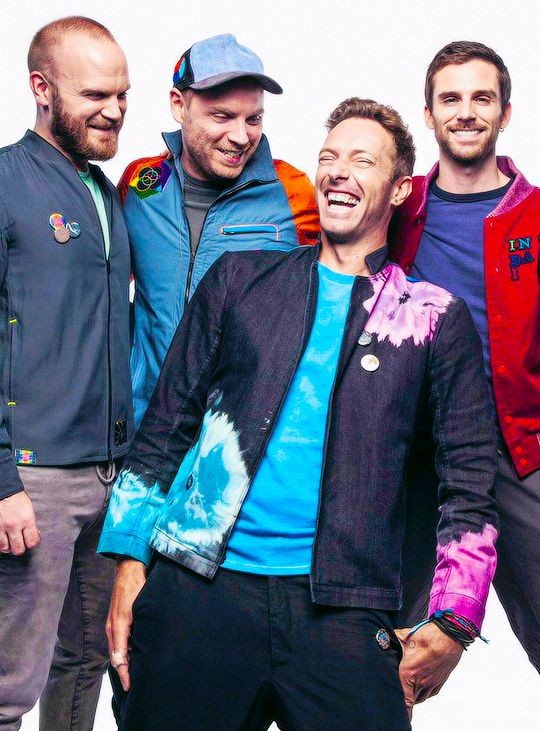 tininewsdaily's tweet photo. El mundo necesita una canción de TINI feat  Coldplay. https://t.co/1q8Ua2aczt
