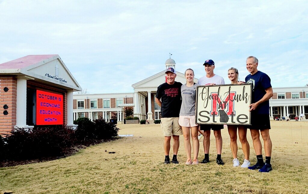 xcmilton's tweet photo. Last morning practice in the books. 48hrs until @OfficialGHSA state meet! #HayIsInTheBarn #TimeForTheShow #Podiumx2 @MiltonHighSch @athletics_FCS @HSHarrier @MilesplitGA https://t.co/VC3U49ccmN