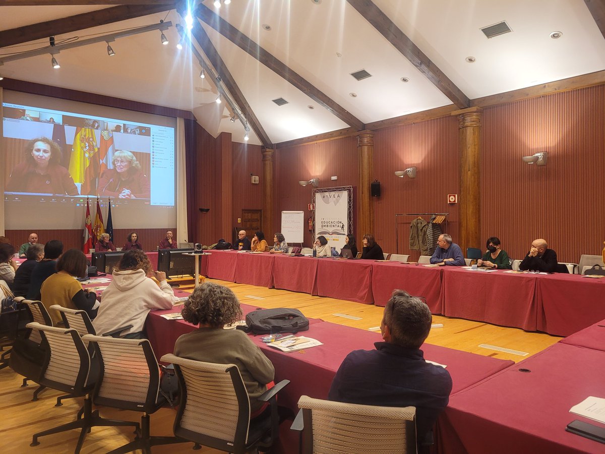 RECIDANET's tweet photo. Empezamos #Recida2022
XXI Seminario de Centros de documentación ambiental y espacios naturales protegidos .
Inauguración y bienvenida por directora del #ceneam https://t.co/tt9beg4bDy