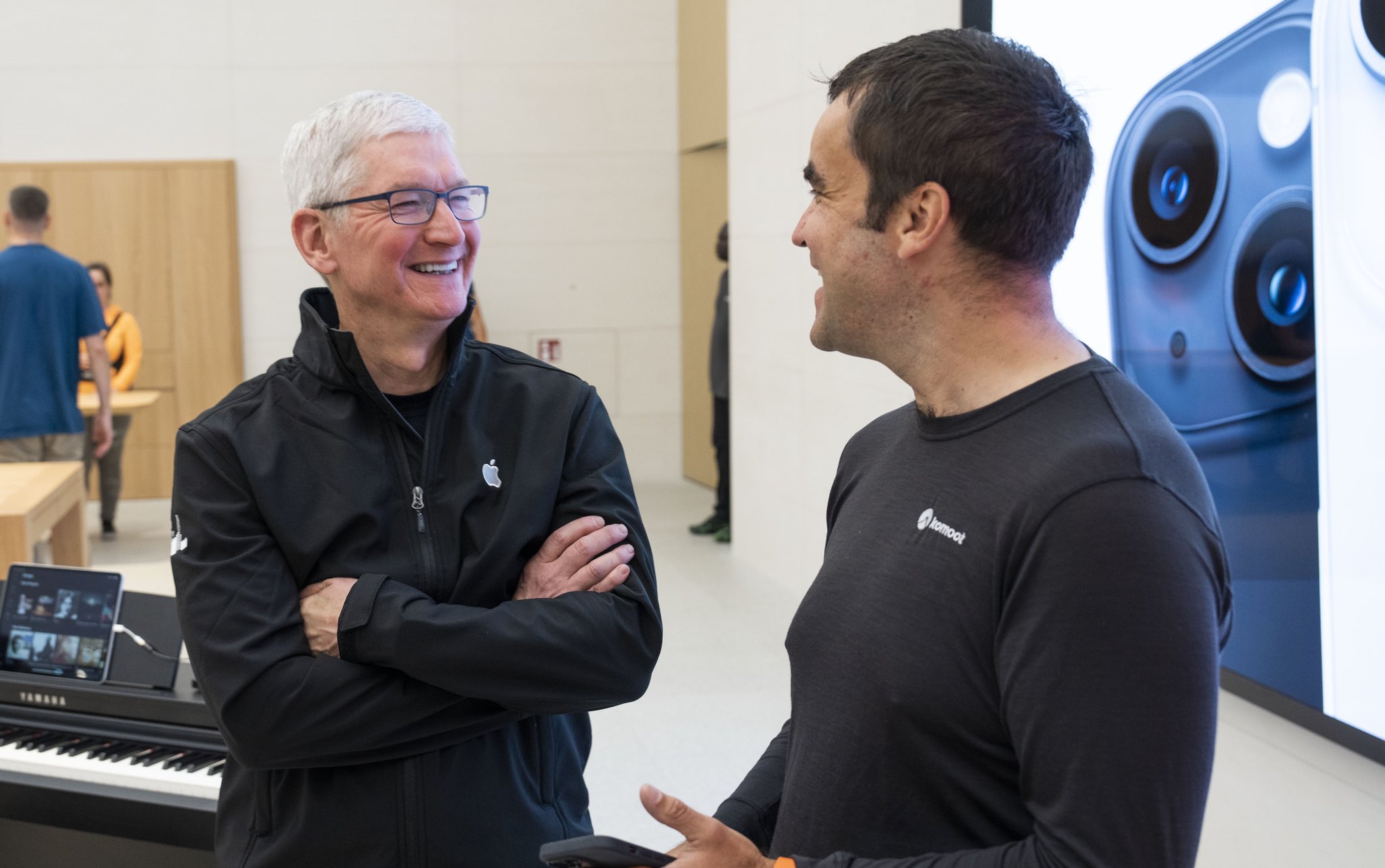 Greetings to on his birthday!   

HAPPY 62nd BIRTHDAY to you, Tim Cook  Remessage to wish him 