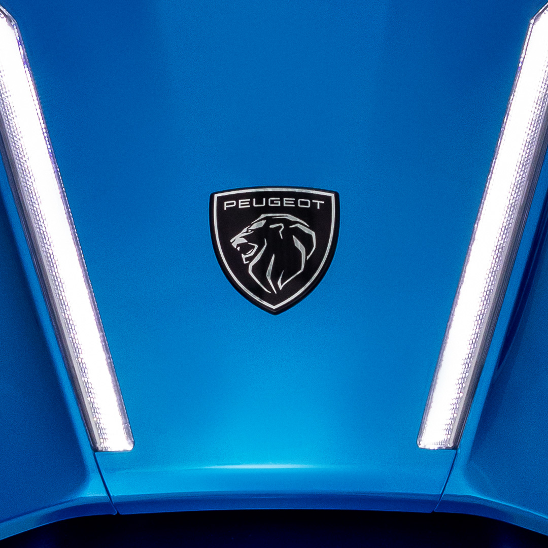 ⏱️ D-6 : Última recta antes de que arranque la edición 2022 del salón de la moto <a href="/official_eicma/">EICMA</a> ! 

Icónico y moderno... Uno de nuestros modelos evoluciona para deleite de los aficionados Peugeot Motocycles. ¡Hagan sus apuestas! ⏳

#PeugeotMotocycles #EICMA2022 #NewGenLine