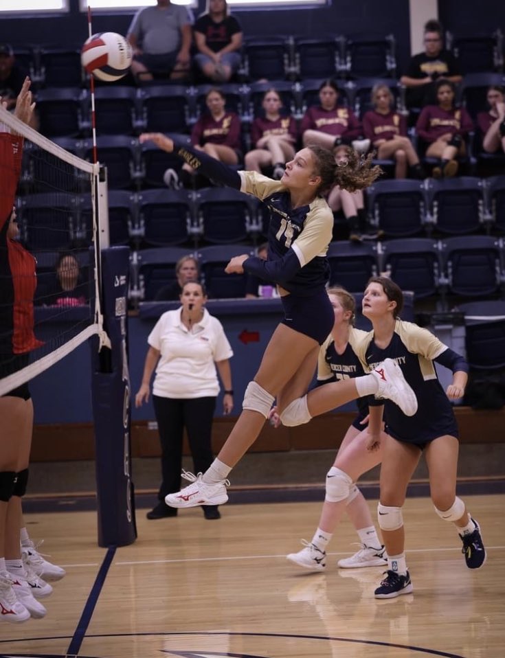 Congrats to our 2022 LTC All-Conf. players!

Gabriella McPeek - Jr. - MH # 11
1st Team All-Conference 

Madi Frieden - Sr. - L # 21
1st Team All-Conference 

Brylee Marston - Jr. - S # 34
Honorable Mention

Molly Hofmann - So. -MH # 19
Honorable Mention

*photo cred. Randy Slater