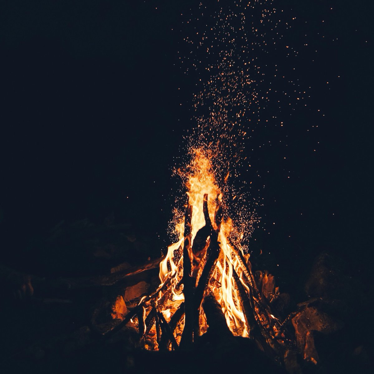 Sweetcombe Holiday Cottages (@sweetcombedevon) on Twitter photo Top Bonfire & Firework Events happening in East Devon! π₯π
1. Bonfire Night at <a href="/Whimplecc/">Whimple Cricket Club</a>
2. Exmouth RNLI Fireworks
3. Fireworks and Flaming Tar Barrels in Ottery St Mary
4. Fireworks at Sidbury Manor
#devon #bonfirenight Top Bonfire & Firework Events happening in East Devon! π₯π
1. Bonfire Night at <a href="/Whimplecc/">Whimple Cricket Club</a>
2. Exmouth RNLI Fireworks
3. Fireworks and Flaming Tar Barrels in Ottery St Mary
4. Fireworks at Sidbury Manor
#devon #bonfirenight
