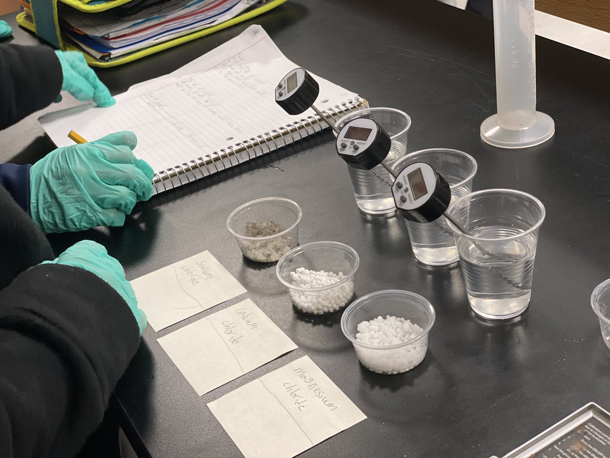 ServissMrs's tweet image. HQI day 3: Scientists testing different salts with the goal of determining ingredients for a heat pack. #engineeringlearning #esms2022 @MrsCEastShore @MrsEtense @MrTScienceWx