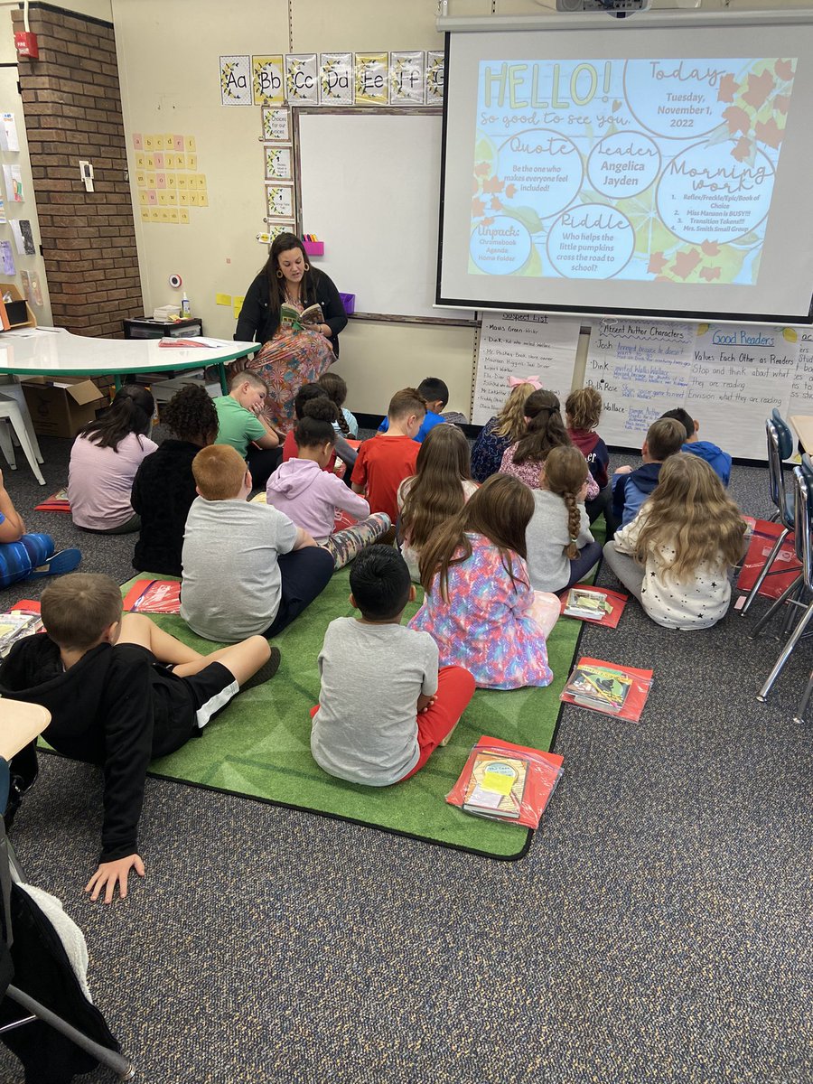 CRASRoom3's tweet photo. Readers are ready! #MYSTERY #3rdgrade #lovetoseeit #room3rockstars @CRAMrMillaway @Amy_Cerulo @FTSSchools https://t.co/EYnXzYtU5e